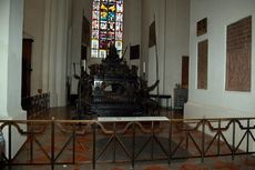 Kaiserkenotaph in der Frauenkirche_4.jpg
